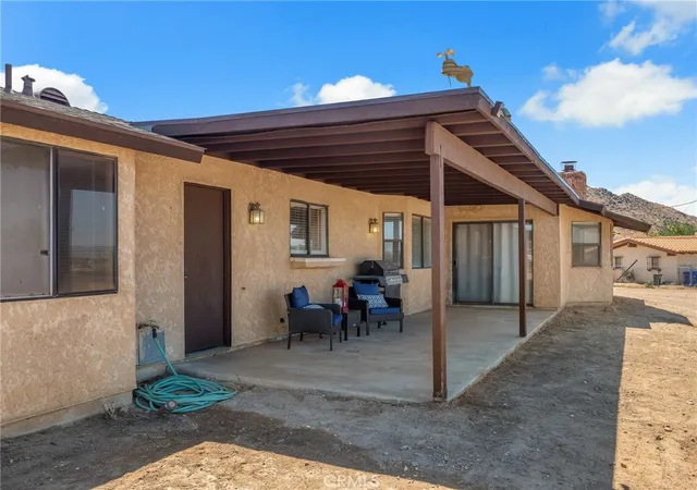 31st image of 19456 Saint Timothy Ln Ln, Apple Valley, CA 92307 | MLS# HD26129492