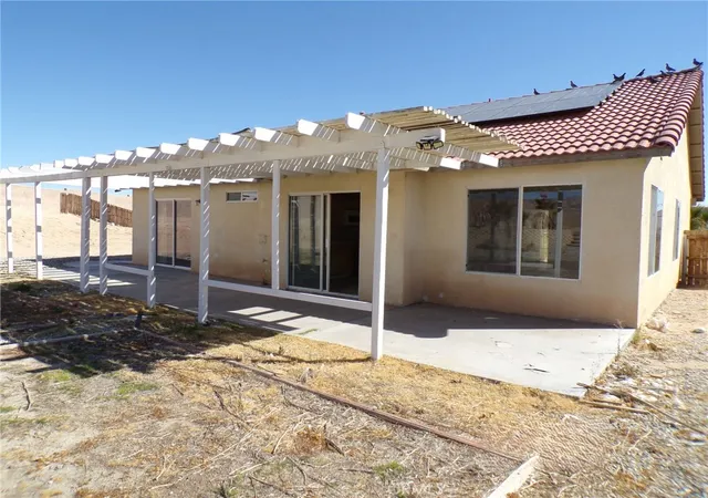 Homes for sale in 29 Palms, CA | 6014 Regino, 29 Palms, CA 92277 | MLS# JT26129674