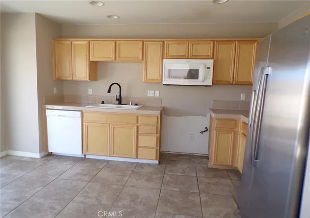 Homes for sale in 29 Palms, CA | 6014 Regino, 29 Palms, CA 92277 | MLS# JT26129674