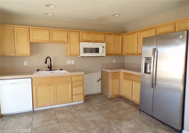 Homes for sale in 29 Palms, CA | 6014 Regino, 29 Palms, CA 92277 | MLS# JT26129674