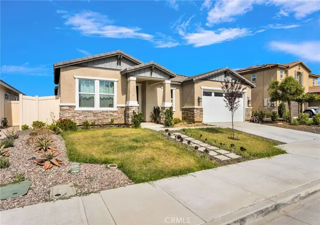 Photo 3 of Sale Pending at 14421 Quincy, Moreno Valley, CA 92555 | MLS# HD26129706 | Listing updated on 2026-08-04