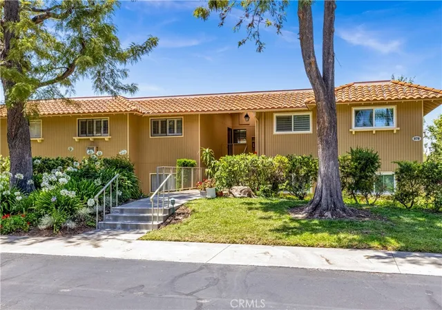 Homes for sale in Laguna Woods, CA | 878 Via Mendoza #P, Laguna Woods, CA 92637 | MLS# OC26122833