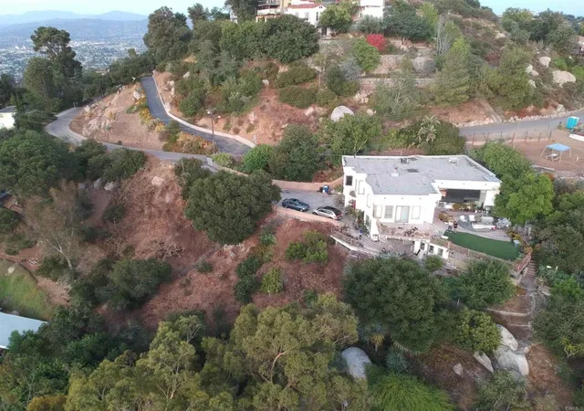 4th image of 9542 9544 E Ridgecrest Dr E, La Mesa, CA 91941 | MLS# PTP2604576