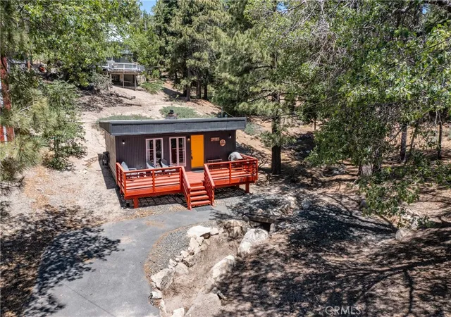 2nd image of 650 Dahlia, Green Valley Lake, CA 92341 | MLS# IG26128069