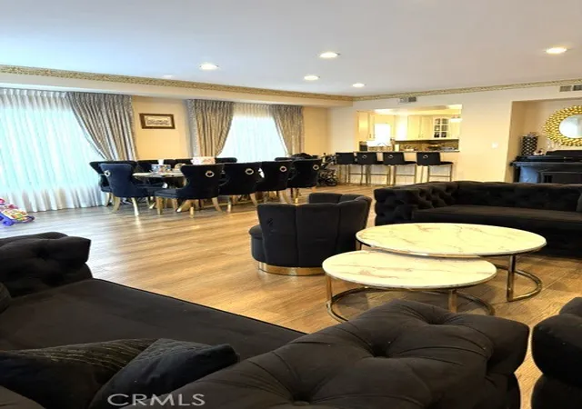 4th image of 6828 Laurel Canyon Blvd #211, North Hollywood, CA 91605 | MLS# SR26129824