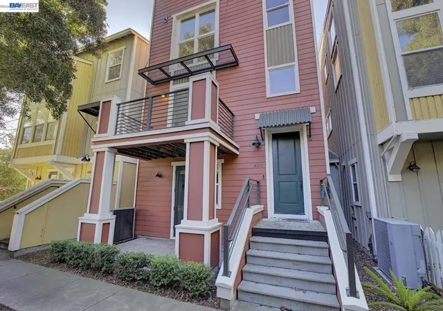 Photo 2 of Townhouse for sale at 4310 Providence Ter, Fremont, CA 94538 | MLS# 41138354 | Listing updated on 2026-06-21