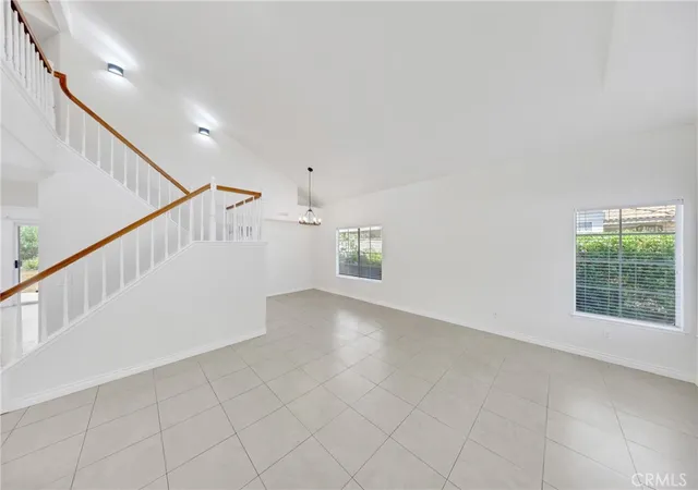 Photo 4 of Single family home for sale at 550 Bruin, Riverside, CA 92507 | MLS# OC26129918 | Listing updated on 2026-06-20