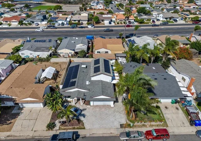 Listing Photo 3 - Condo for sale in building located at 4026 Coleman Ave, San Diego, CA 92154