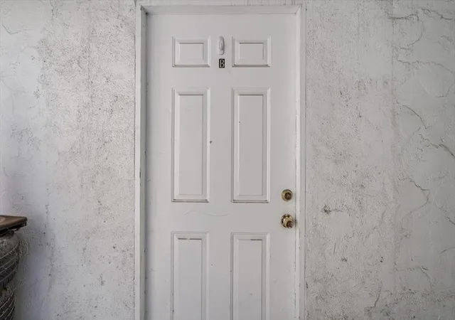 Listing Photo 4 - Condo for sale in building located at 4026 Coleman Ave, San Diego, CA 92154