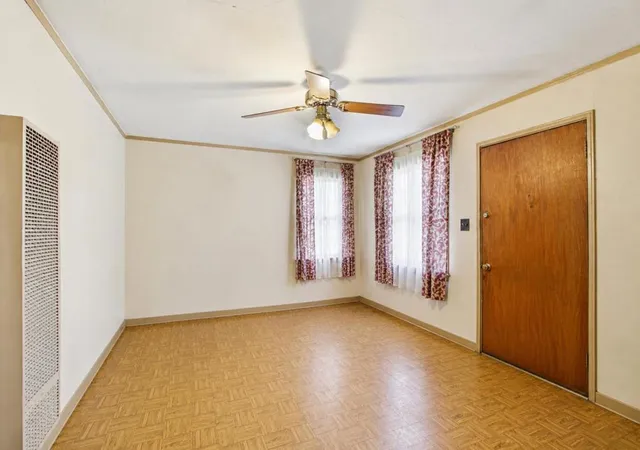 4th image of 136 Dale Dr, San Jose, CA 95127 | MLS# ML82051061