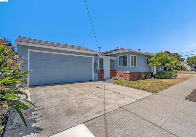Homes for sale in Richmond, CA | 733 40th St, Richmond, CA 94805 | MLS# 41138363