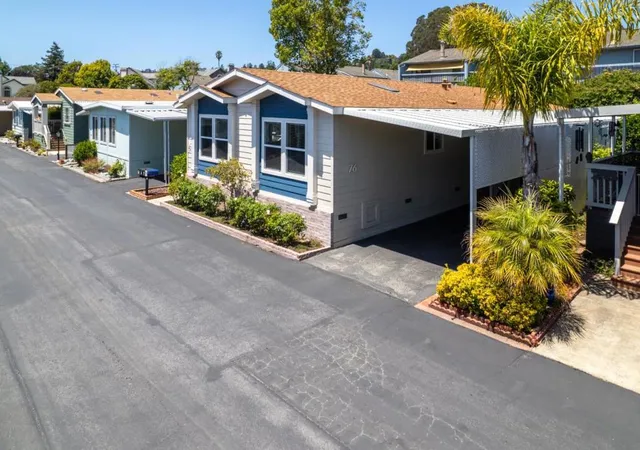 Homes for sale in Aptos, CA | 76 Leawood Dr #76, Aptos, CA 95003 | MLS# ML82050657