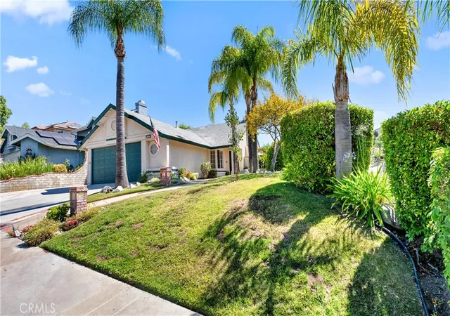 Homes for sale in Saugus, CA | 28924 Raintree Ln, Saugus, CA 91390 | MLS# SR26126050