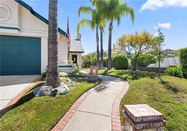 Homes for sale in Saugus, CA | 28924 Raintree Ln, Saugus, CA 91390 | MLS# SR26126050