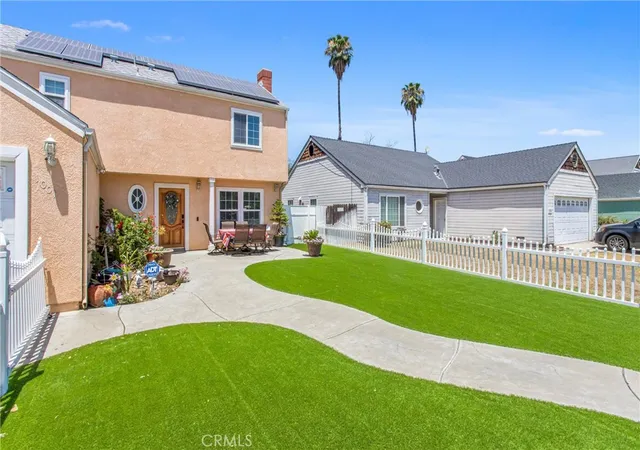 Photo 3 of Single family home for sale at 1001 Oak Glen, Colton, CA 92324 | MLS# IV26129984 | Listing updated on 2026-10-06