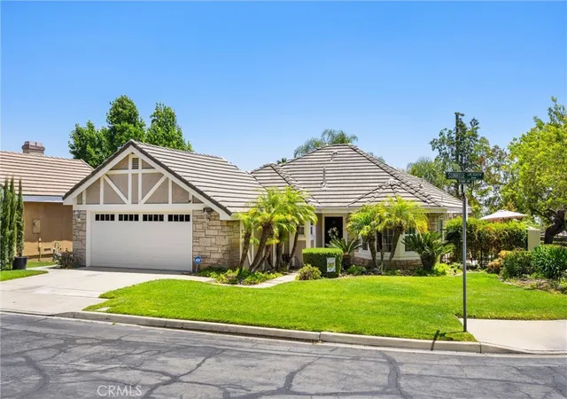 2nd image of 1340 Sunrise Cir S, Upland, CA 91784 | MLS# CV26115793