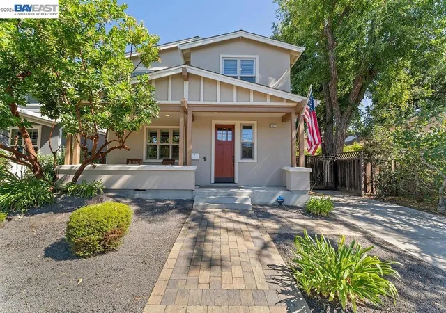 Homes for sale in Livermore, CA | 2577 8th St, Livermore, CA 94550 | MLS# 41138368