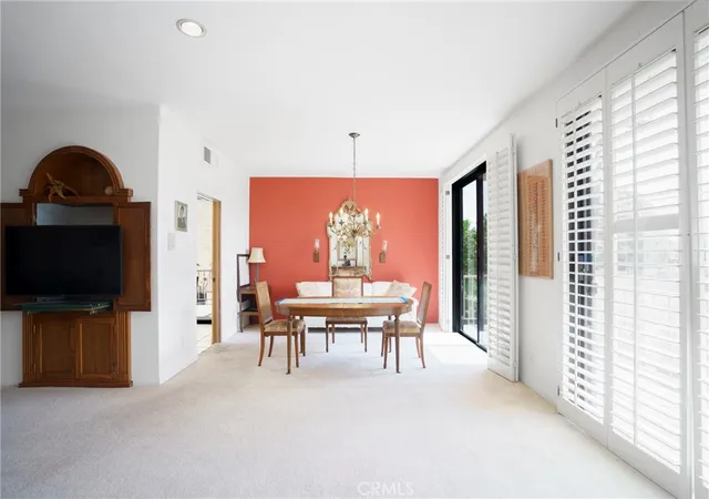 5th image of 4454 Ventura Canyon #105, Sherman Oaks, CA 91423 | MLS# SR26128398