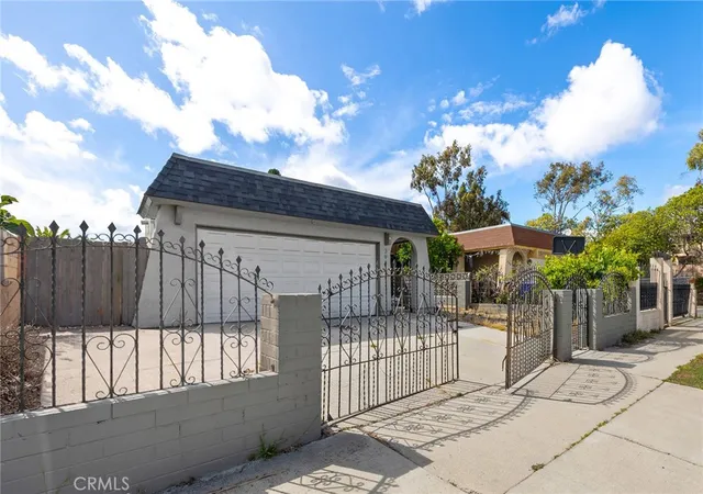 Homes for sale in Oceanside, CA | 395 Calle Mariposa, Oceanside, CA 92057 | MLS# SW26130021