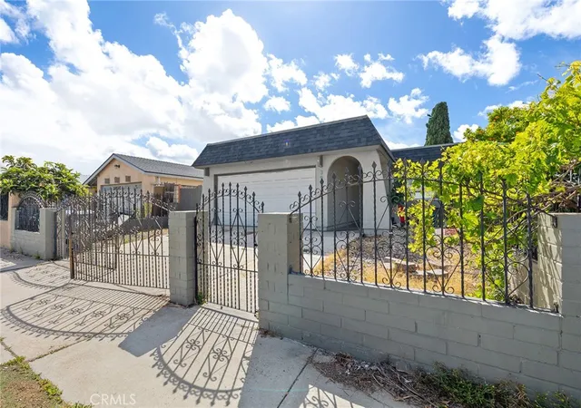 Homes for sale in Oceanside, CA | 395 Calle Mariposa, Oceanside, CA 92057 | MLS# SW26130021