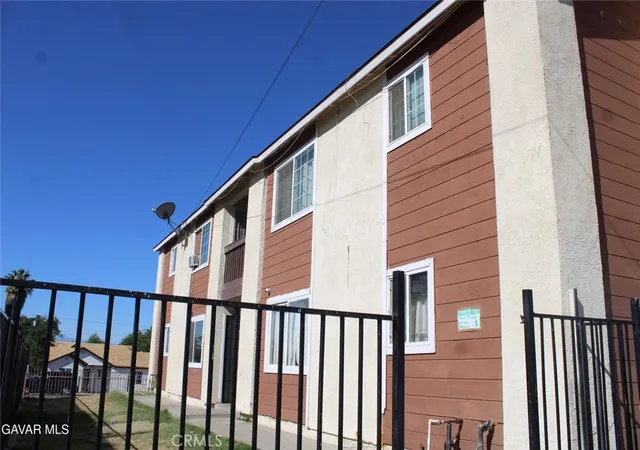 Photo 3 of Multi family home for sale at 1308 Flower, Bakersfield, CA 93305 | MLS# SR26130073 | Listing updated on 2026-06-16