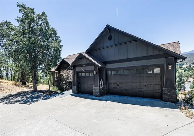 Homes for sale in Hidden Valley Lake, CA | 17535 Meadow View, Hidden Valley Lake, CA 95467 | MLS# LC26120556