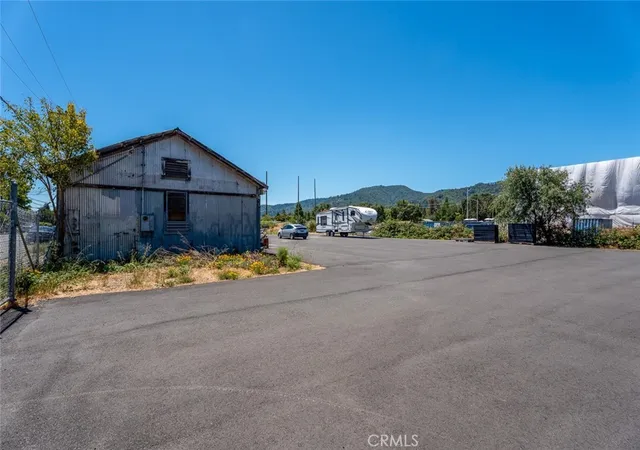 Homes for sale in Ukiah, CA | 122 Leslie St, Ukiah, CA 95482 | MLS# LC26130078