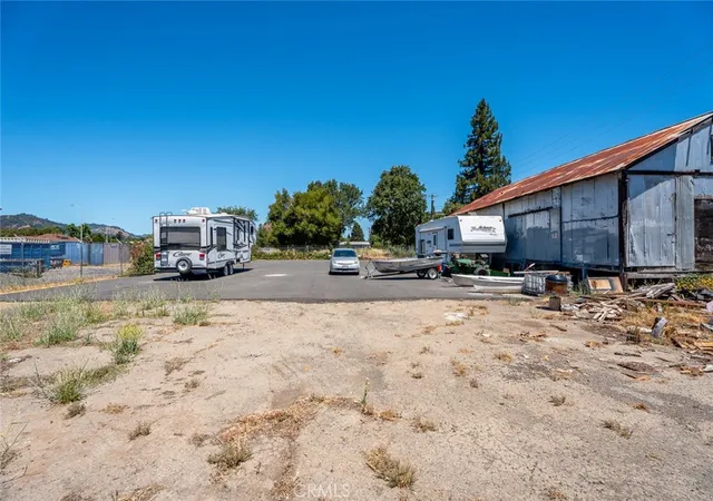 Homes for sale in Ukiah, CA | 122 Leslie St, Ukiah, CA 95482 | MLS# LC26130078