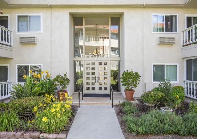 Homes for sale in Laguna Woods, CA | 2400 Via Mariposa #1A, Laguna Woods, CA 92637 | MLS# OC26119266