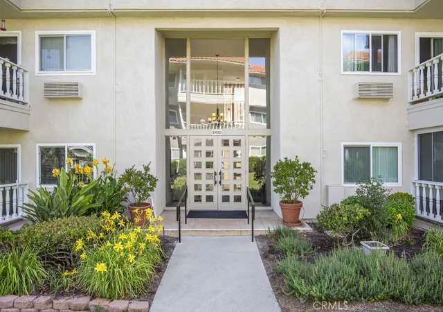 Homes for sale in Laguna Woods, CA | 2400 Via Mariposa #1A, Laguna Woods, CA 92637 | MLS# OC26119266