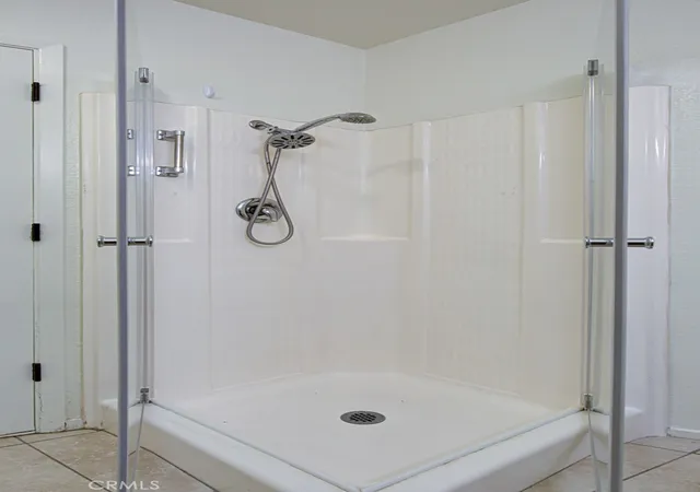 Homes for sale in Laguna Woods, CA | 2400 Via Mariposa, Laguna Woods, CA 92637 | Houzeo