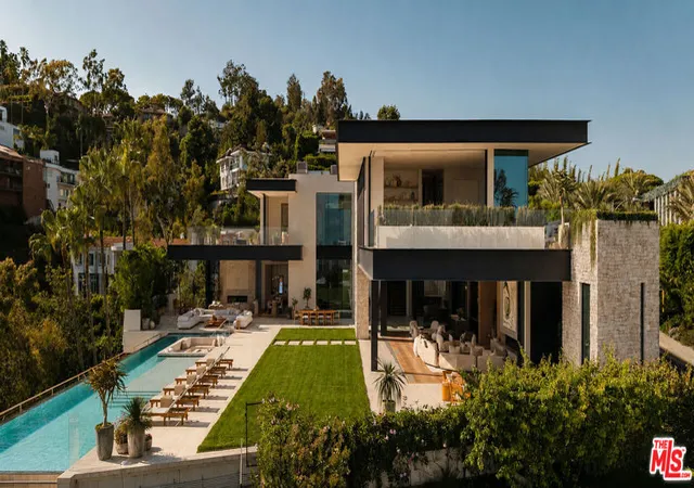 5th image of 1357 Laurel Wy, Beverly Hills, CA 90210 | MLS# 26846365
