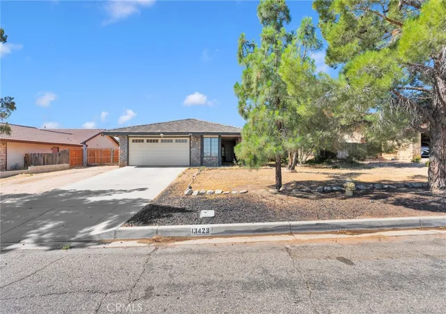 Homes for sale in Hesperia, CA | 13423 Palm, Hesperia, CA 92344 | MLS# CV26130218