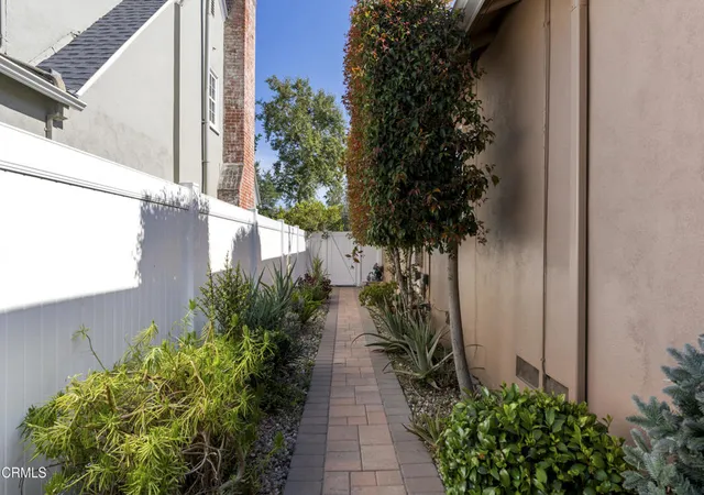 33rd image of 2145 Las Lunas St, Pasadena, CA 91107 | MLS# P1-27624