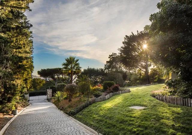 4th image of 3321 17 Mile Dr, Pebble Beach, CA 93953 | MLS# ML82051100