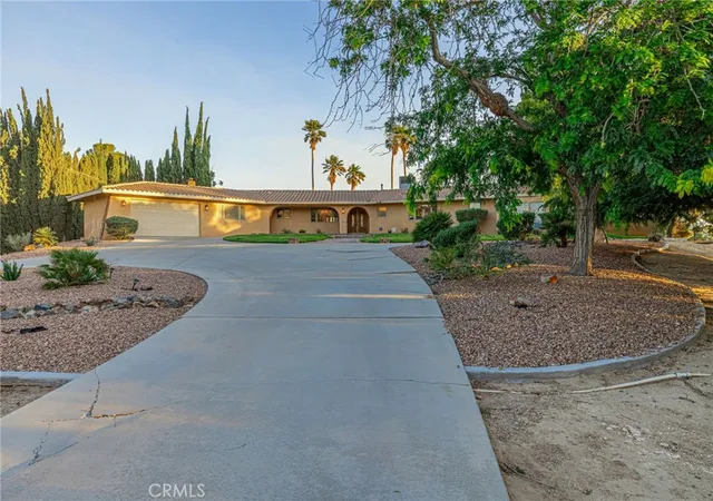 4th image of 19459 Shasta Rd, Apple Valley, CA 92307 | MLS# HD26130398
