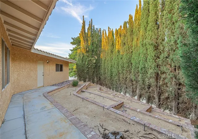 64th image of 19459 Shasta Rd, Apple Valley, CA 92307 | MLS# HD26130398