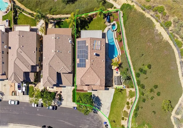 Photo 2 of Single family home for sale at 22238 Evening Star Ct, Santa Clarita, CA 91390 | MLS# SR26130244 | Listing updated on 2026-09-25