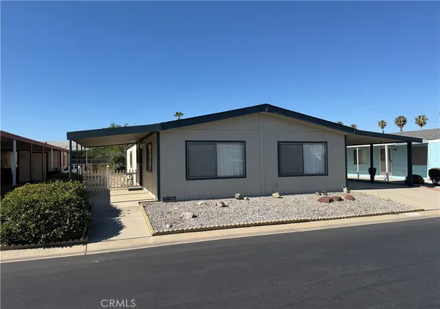 Photo 1 of Manufactured home for sale at 1250 N Kirby St #9, Hemet, CA 92545 | MLS# SW26129647 | Listing updated on 2026-10-08