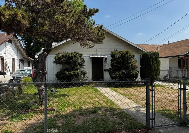Homes for sale in Huntington Park, CA | 3627 Randolph St, Huntington Park, CA 90255 | MLS# DW26120017