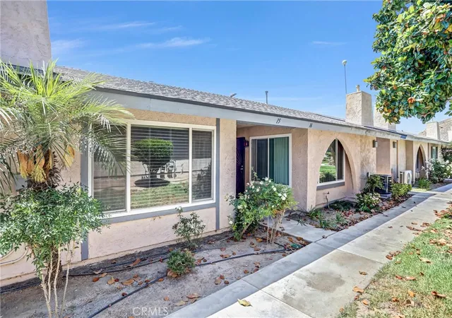 Photo 1 of Condo for sale at 2891 Canyon Crst #15, Riverside, CA 92507 | MLS# AR26129965 | Listing updated on 2026-06-17