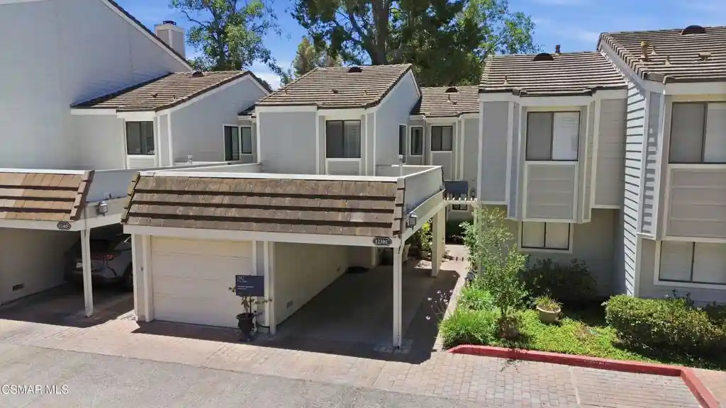 Listing Photo 34 - Condo for sale in 1230 S Westlake Blvd located at 1230 S Westlake Blvd, Westlake Village, CA 91361 - Unit 1230 S Westlake Blvd