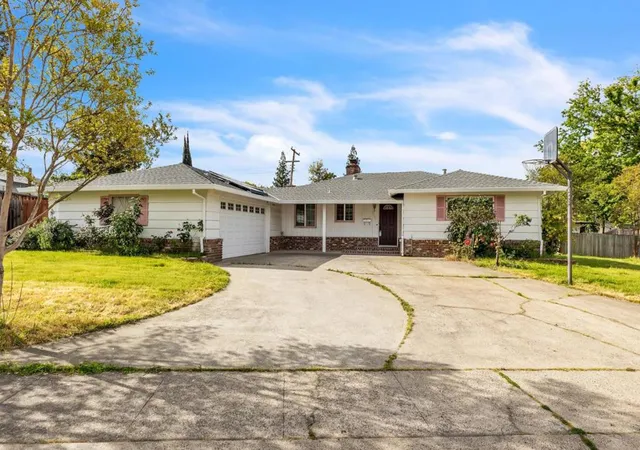 Homes for sale in Carmichael, CA | 6026 Ranger Wy, Carmichael, CA 95608 | MLS# ML82051106