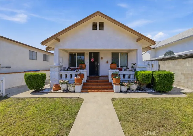 Homes for sale in San Pedro, CA | 549 W 12th St, San Pedro, CA 90731 | MLS# PW26128664