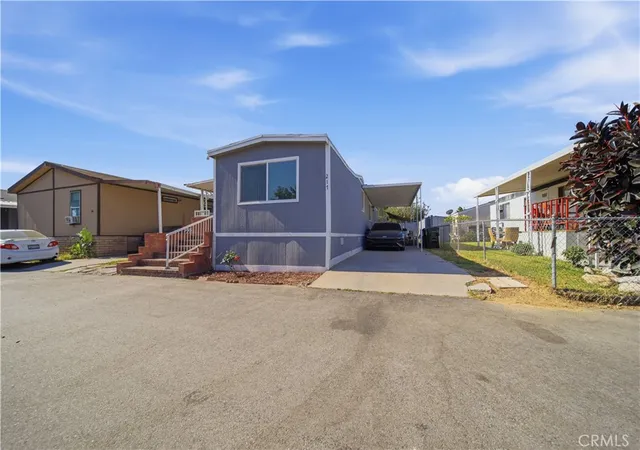 Homes for sale in Bloomington, CA | 10701 Cedar Ave #217, Bloomington, CA 92316 | MLS# IG26130460