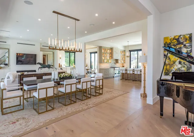 Photo 4 of Single family home for sale at 6251 Ramirez Mesa Dr, Malibu, CA 90265 | MLS# 26847533 | Listing updated on 2026-06-24