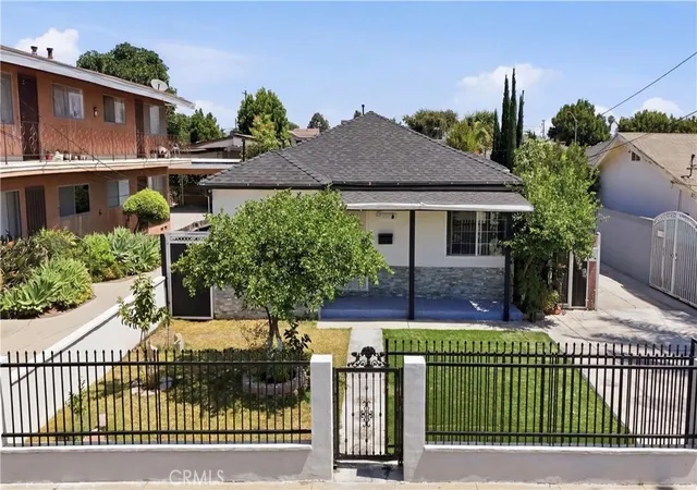 Homes for sale in Huntington Park, CA | 4017 Santa Ana, Huntington Park, CA 90255 | MLS# DW26130280