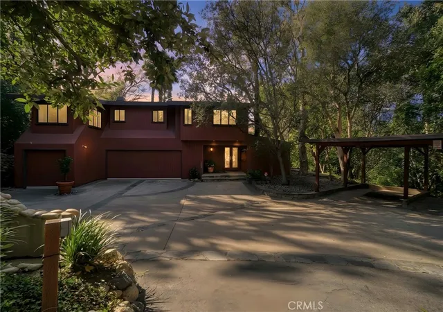 Homes for sale in Malibu, CA | 6377 Via Escondido, Malibu, CA 90265 | MLS# SR26130618