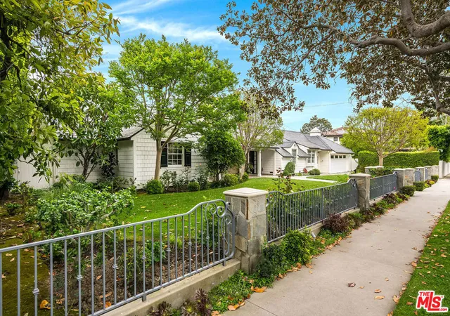 2nd image of 9921 Toluca Lake Ave, Toluca Lake, CA 91602 | MLS# 26847847