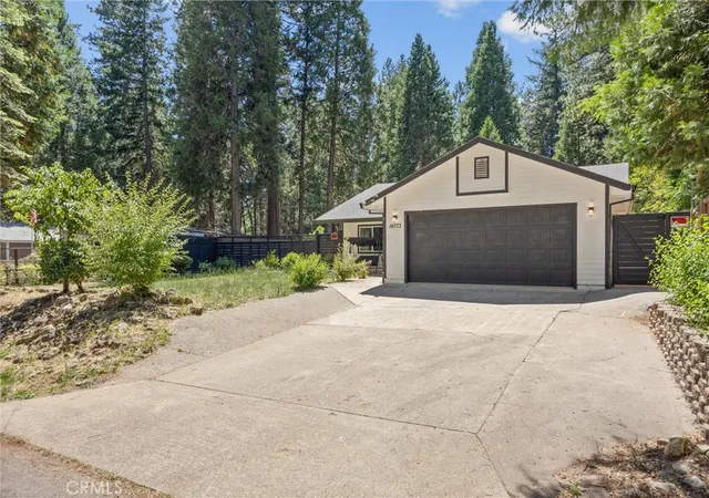 Homes for sale in Magalia, CA | 14773 Holmwood Dr, Magalia, CA 95954 | MLS# SN26128713
